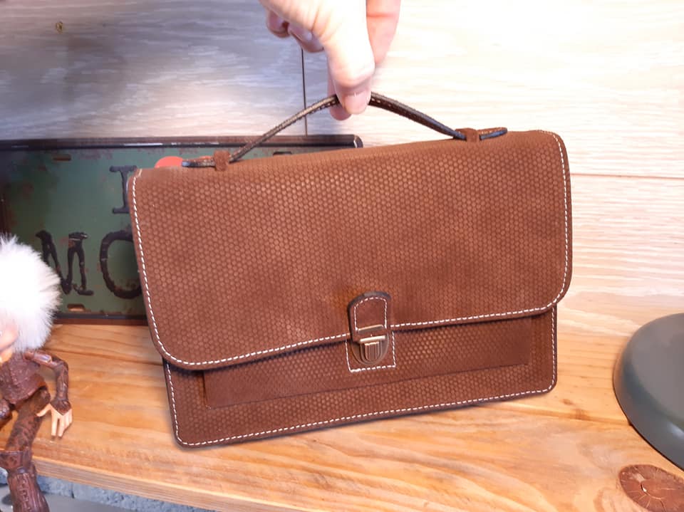 nocam-cuir.jpg